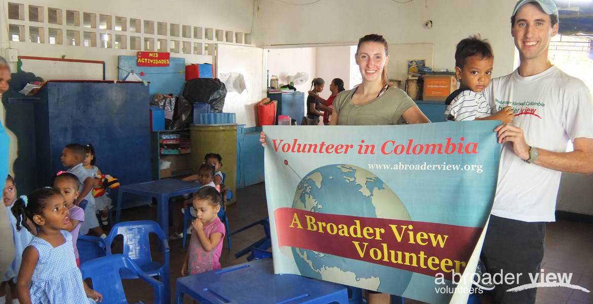 Volunteer in Colombia: Children Support (Cartagena)